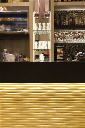 Particolare bancone di somministrazione